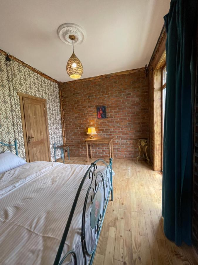 Odo'S Guest House Martvili Luaran gambar